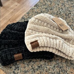 C.C Ribbed Chenille Winter  Beanie Duo - Black and Beige